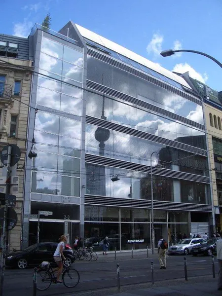 Citywohnung  zum Innenhof gelegen — photo 1
